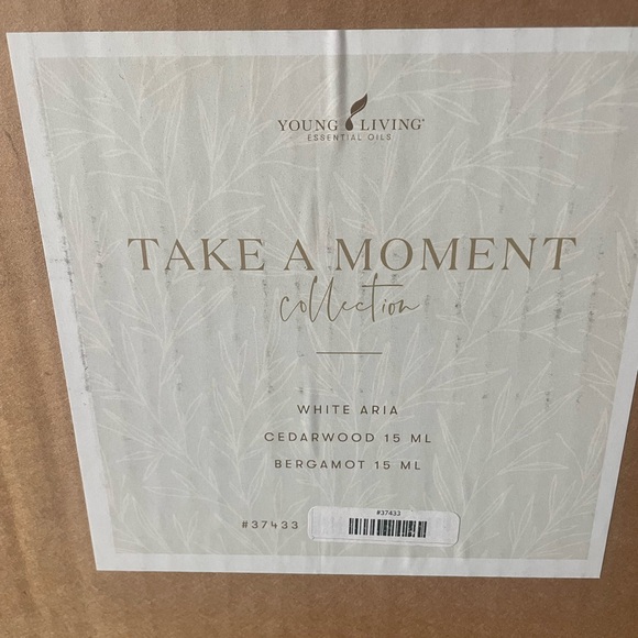 Young Living White Aria Diffuser New In Box - Picture 7 of 8